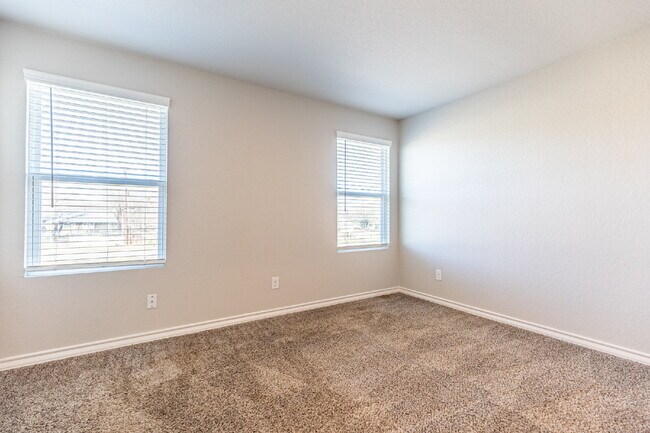 Building Photo - 6265 Eddie Way