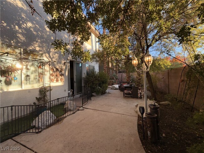 Building Photo - 211 Belle Isle Ct