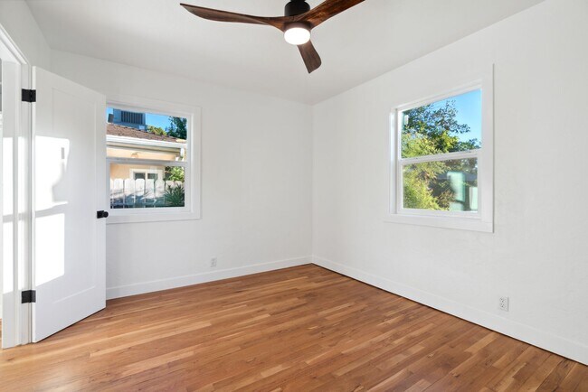 Building Photo - Classicly Charming Remodeled Garden Tract ...