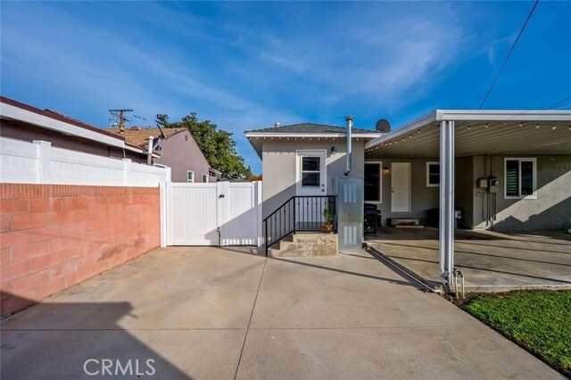 Building Photo - 5049 Adenmoor Ave