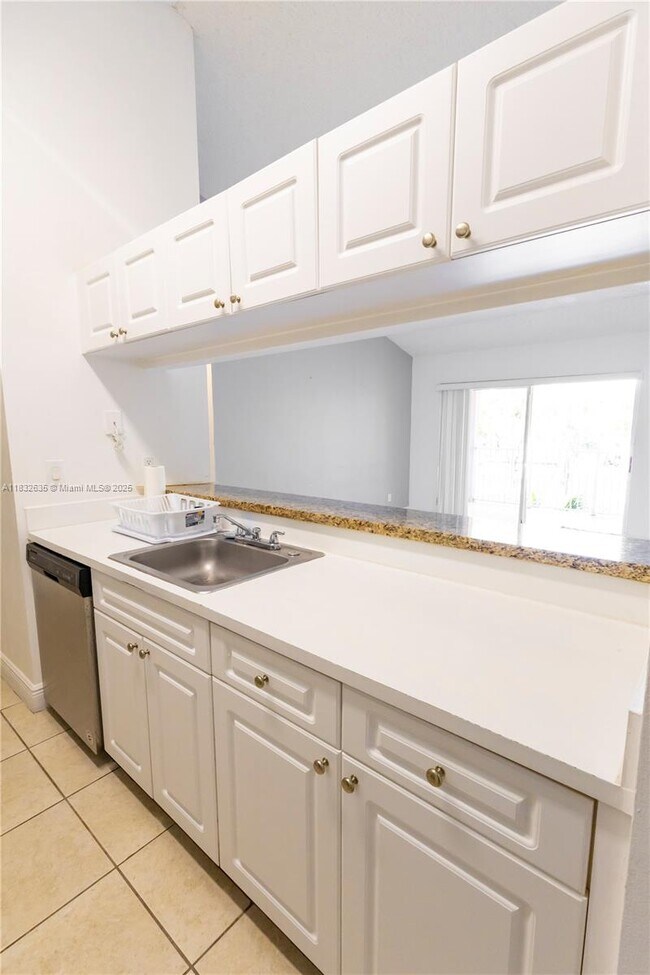 Building Photo - 15770 SW 106th Terrace