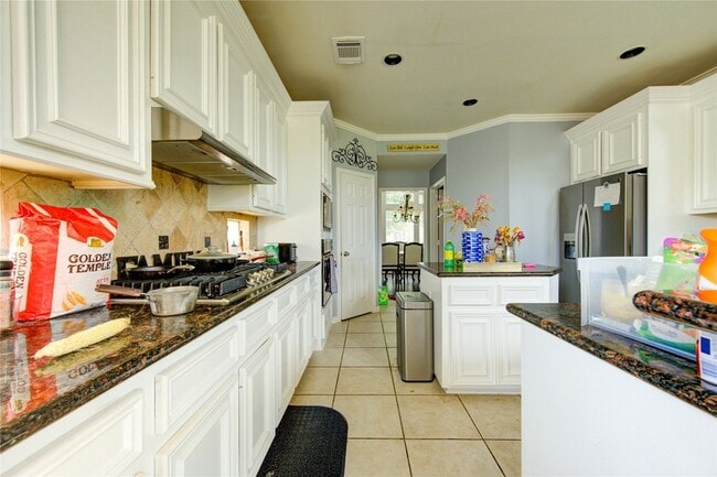 Building Photo - 5911 Canyon Brook Ct