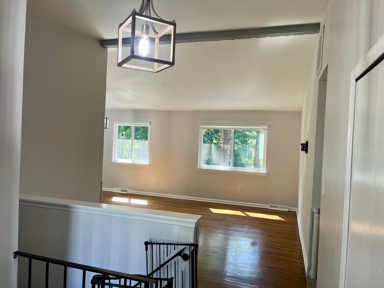 Entrance POV - 13202 Wilton Oaks Dr