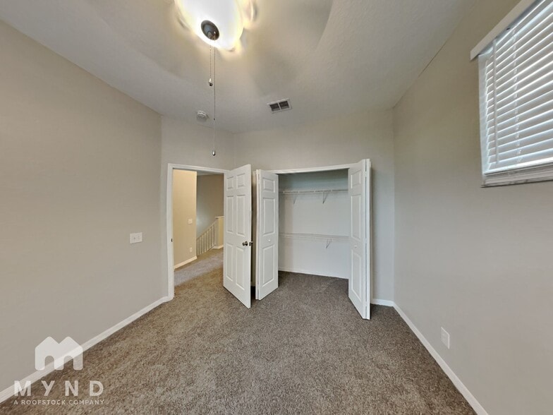 Building Photo - 12042 Lake Allen Dr