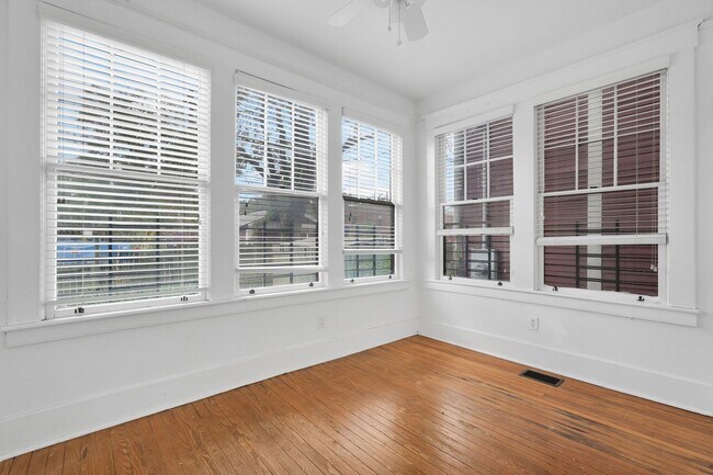 Building Photo - 2234 Whitaker St