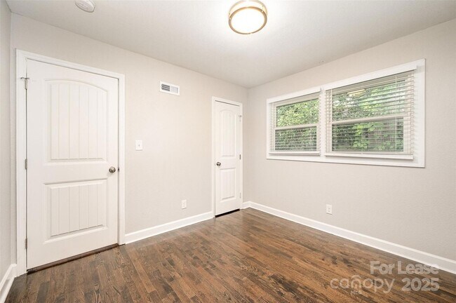 Building Photo - 1520 Seigle Ave