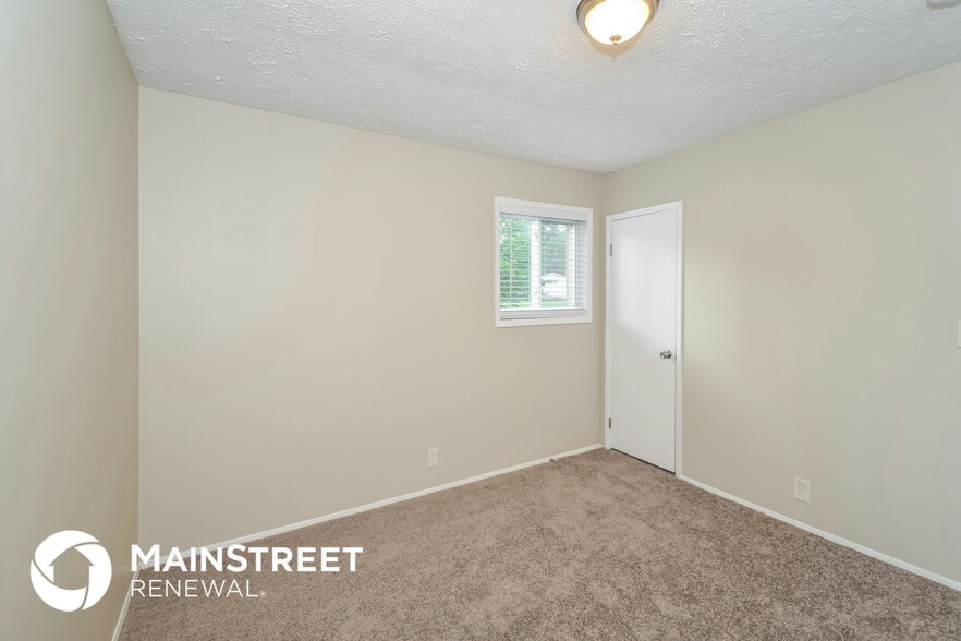 Building Photo - 4900 Libby Ln