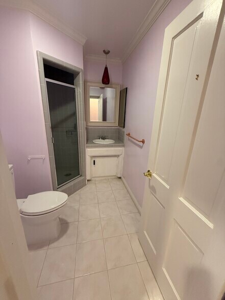 Building Photo - 1162 Panorama Dr
