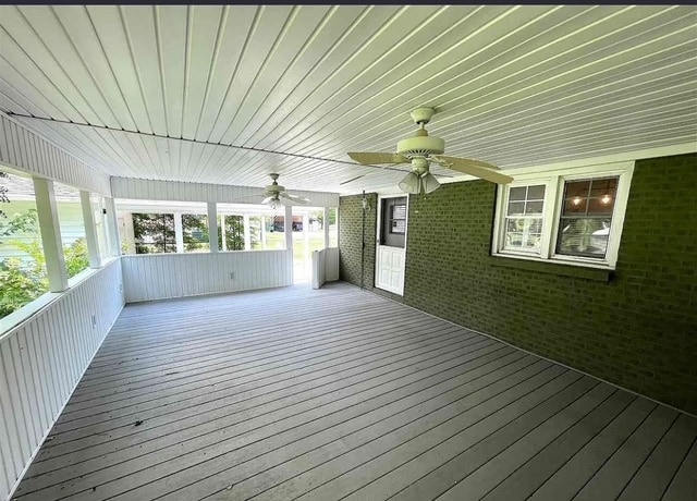 Building Photo - 1029 Edgewood Dr