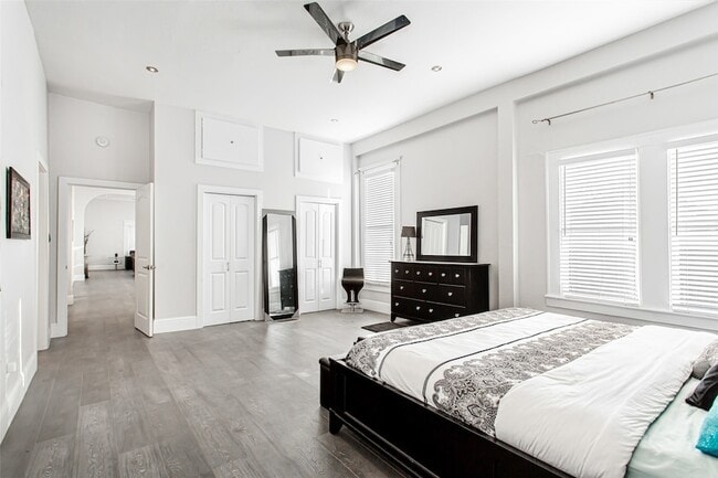 Building Photo - 4719 Junius St