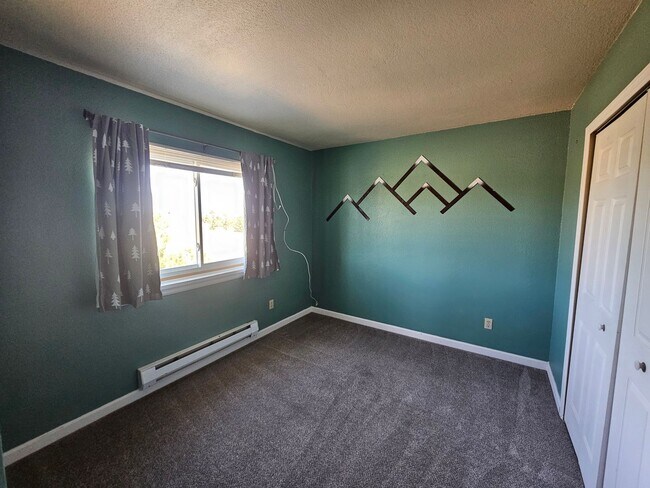 Building Photo - 3 Acres Available out East!!!