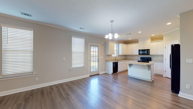 Building Photo - 912 Williford Run Dr
