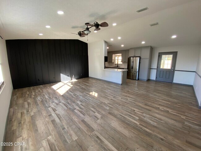 Building Photo - 3913 Verona Cir