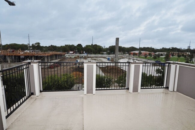 Building Photo - Trinity Grove ~ Skyline Views!