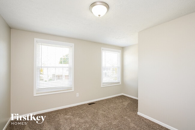 Building Photo - 7815 Bryden Dr