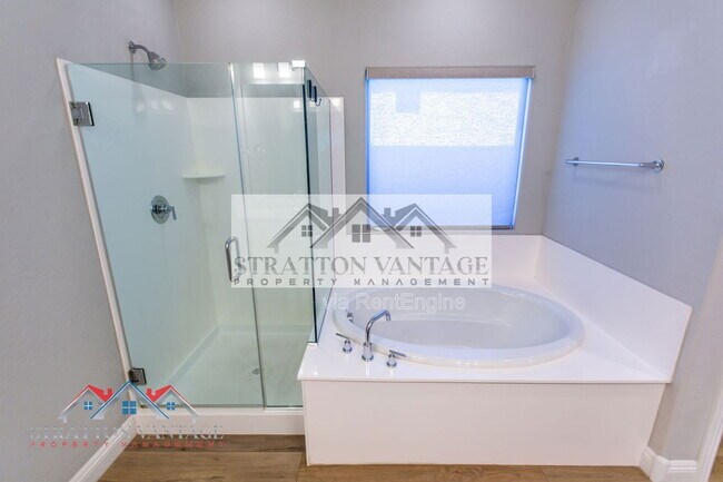 Building Photo - 6629 W Springfield Wy