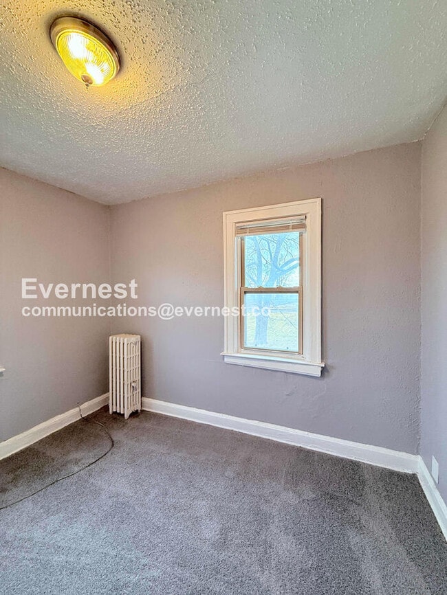 Building Photo - 13909 Hartwell St