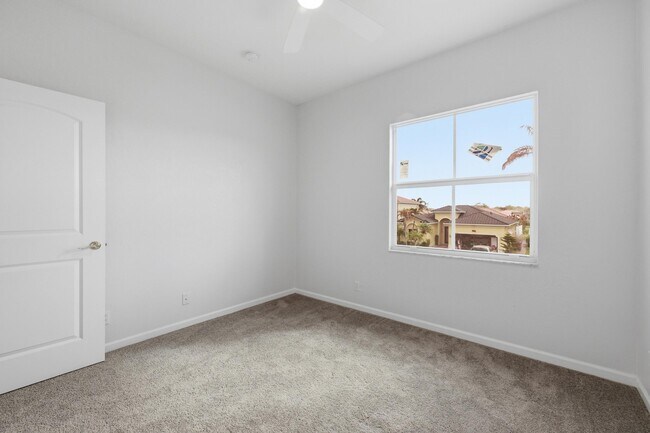 Building Photo - 5601 Spanish River Rd