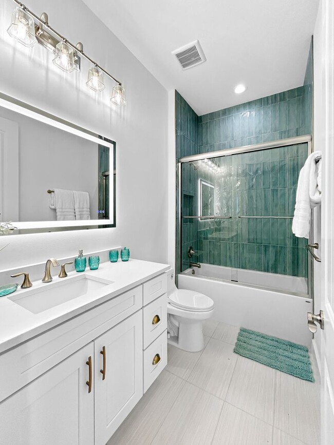 Building Photo - Waterfront Johns Pass Luxury | Steps to Beach + Pool, Hot Tub & Dock