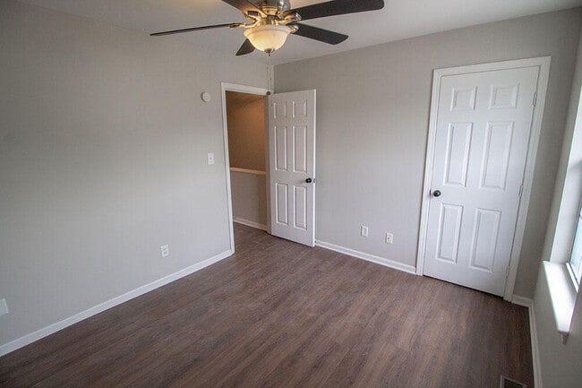 Building Photo - 1509 Olympic Blvd