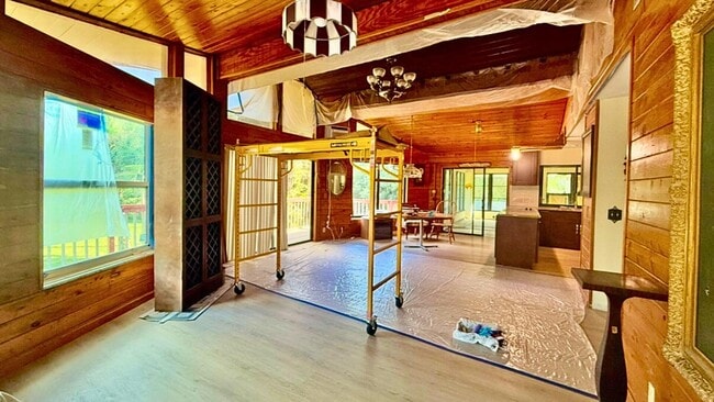 Building Photo - 1464 Gallop Dr