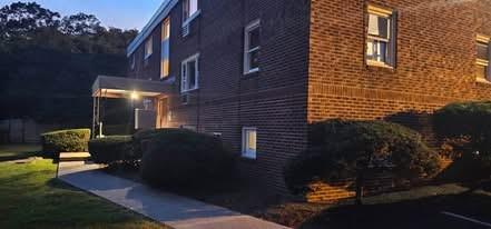 Primary Photo - 2160 Mineral Spring Ave