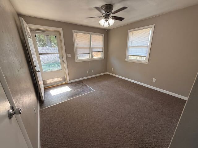 Building Photo - Small home in Tremont