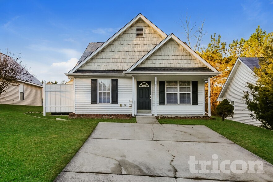 Primary Photo - 2024 Duke Adam St