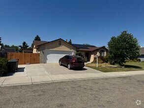 Building Photo - Cozy Single-Level Home in Quiet Neighborhood