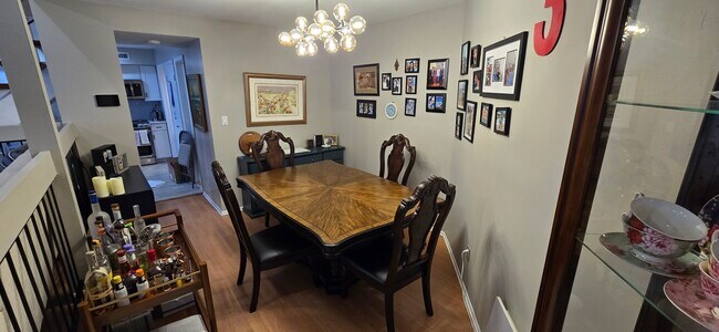 Primary Photo - 247 Gemini Dr