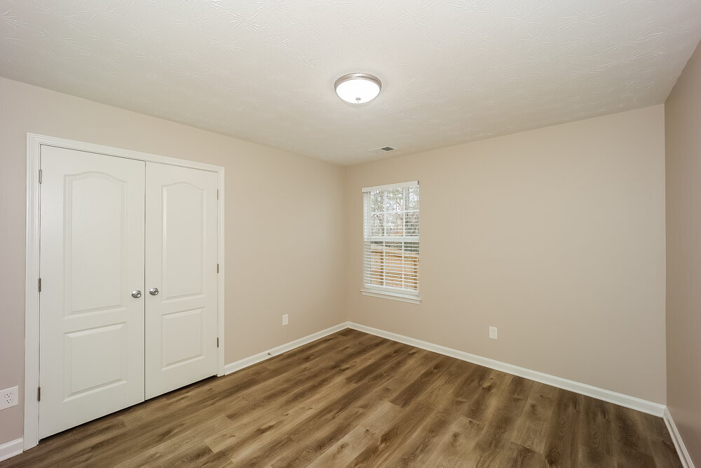 Building Photo - 193 Fashion Crossing