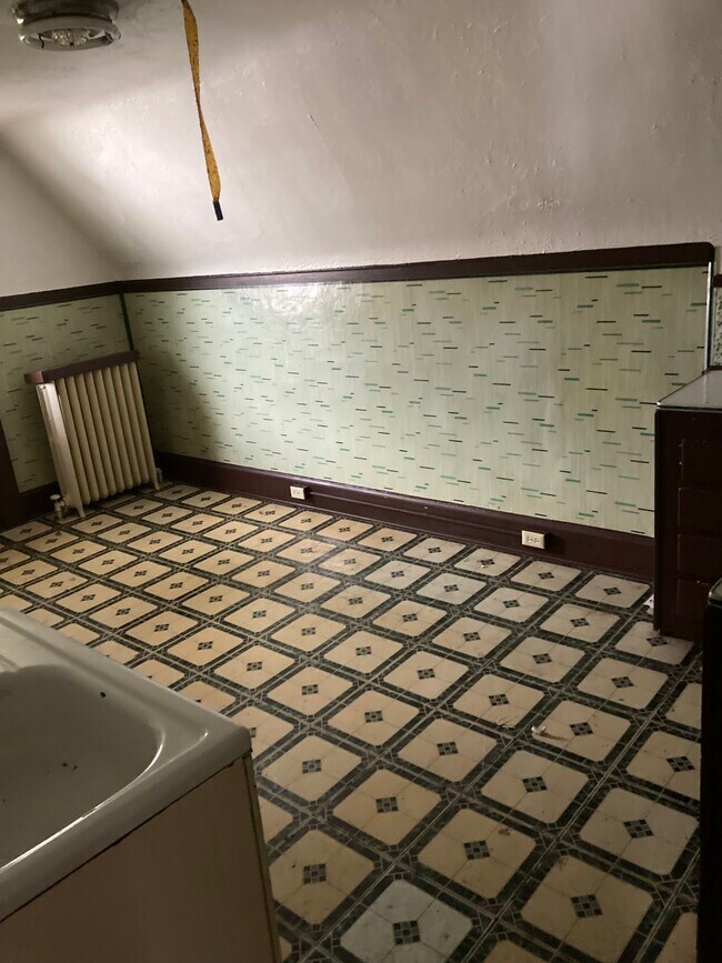 Building Photo - Chandler