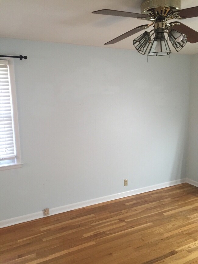 Building Photo - GREAT LOCATION!! Nicely updated home!!