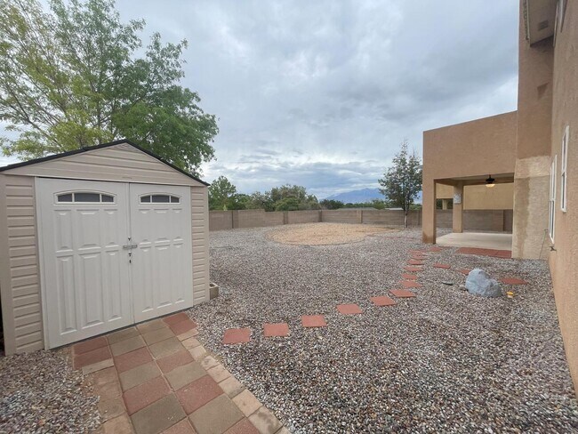 Building Photo - 5555 Mansfield Pl NW