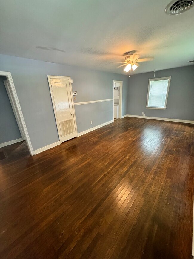 Building Photo - 3 bed 1 bath House in central Richmond