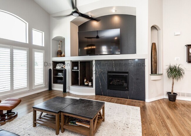Building Photo - Gorgeous 4 Bedroom House in Pine Creek