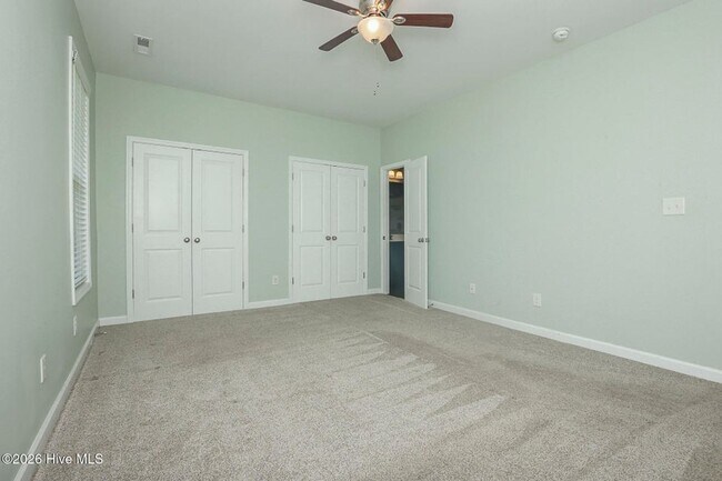 Building Photo - 223 Holly Grove Ct E