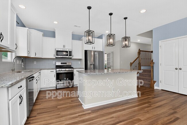 Building Photo - 3010 Eagle Ridge Ln