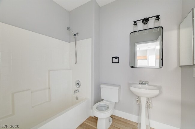 Building Photo - 673 Peachy Canyon Cir