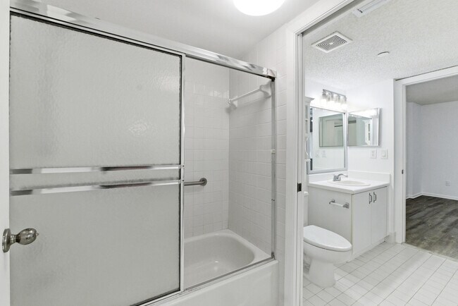 Building Photo - 9511 Weldon Cir