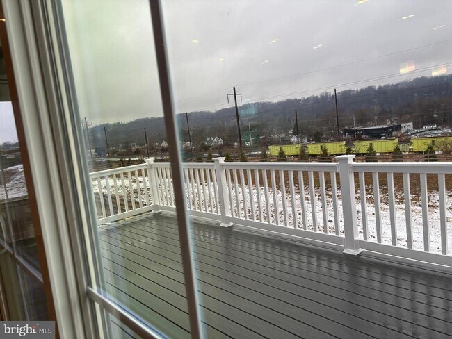 Building Photo - 2646 Tisbury Ln