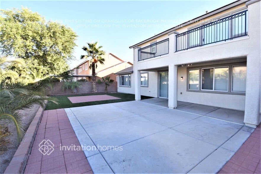 Building Photo - 357 Shimmering Moon St