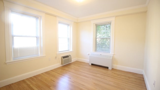 Primary Photo - 22 Chauncy St