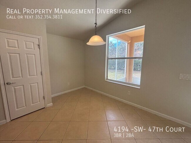 Building Photo - 4194 SW 47th Ct