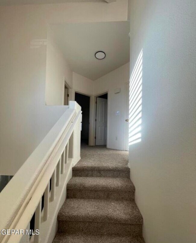 Building Photo - 206 Vic Clark Ct