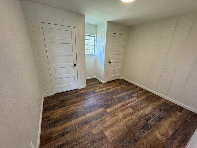 Building Photo - 276 Camp Glisson Rd