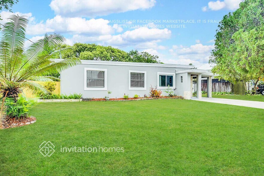 Building Photo - 6226 Dahlia Dr