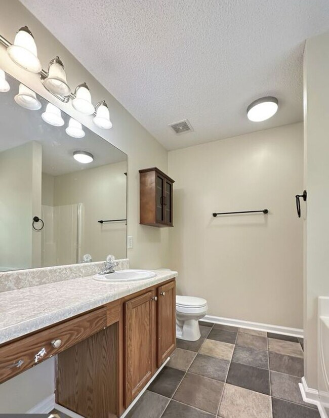 Building Photo - 80 Corn Crib Dr