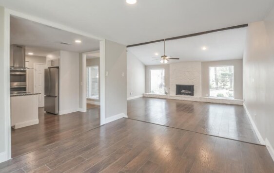 Building Photo - 2119 Woodstream Dr