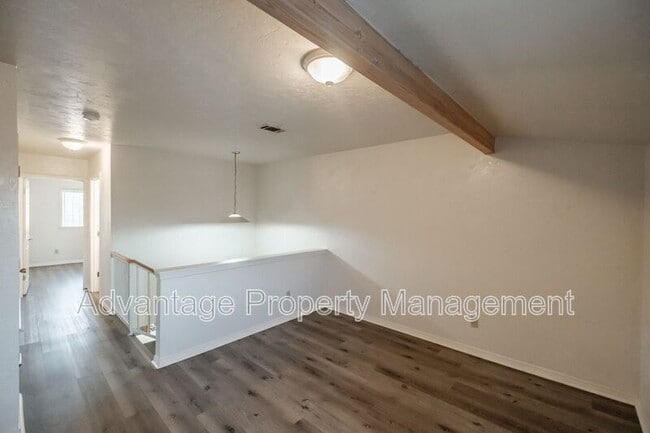 Building Photo - 2872 Raleigh Ct SE